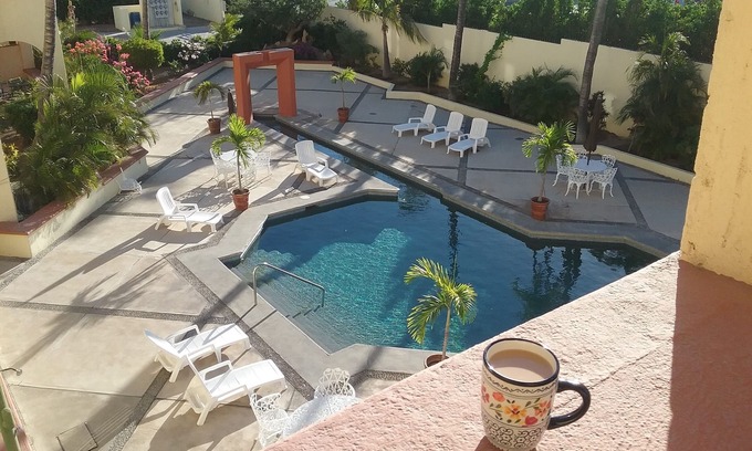 Zona Hotelera Condo | Cute Mexican style condo