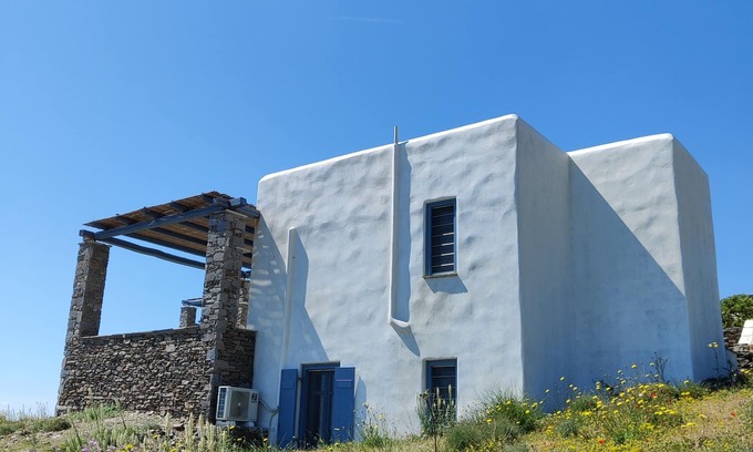Kithnos Villa | Cycladic villa with a breathtaking view of the Aegean sea