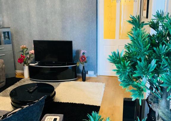 Central Aberdeen Apartment | CyCy Apartment