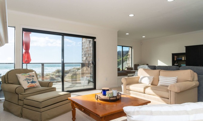 Watsonville House | Cypress 12 Gorgeous Ocean Front Townhouse, just a one minute walk to the beach!