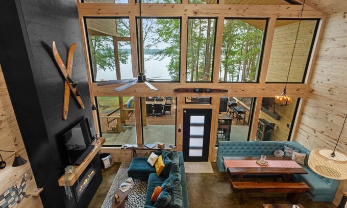 Homer House | Cypress Bungalow on Lake Claiborne +RV pad