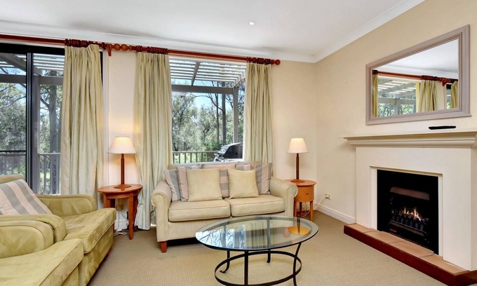 Pokolbin Apartment | Cypress Lakes Villa 516 Primrose