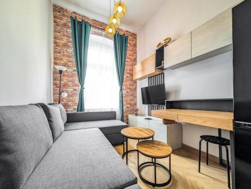 Wroclaw City Center Apartment | Dąbrowskiego Modern City Center Studio by BookingHost
