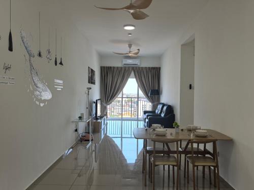 Kampung Lubok Peringgi Apartment | D Aman Infinity Pool and AS Tower View Homestay 02