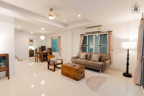 Su Thep House | D ape house