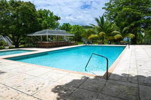 Montego Bay Apartment | D'escape at Seawind on the Bay