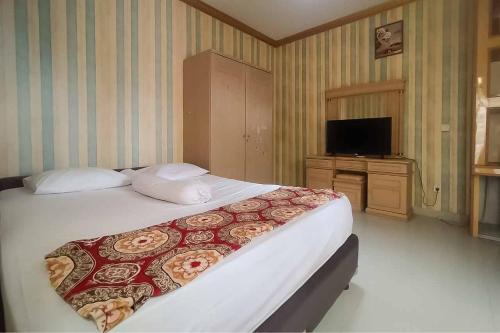 Cijayanti Hotel | d'H Mansion La Rosa Syariah Sentul Mitra RedDoorz