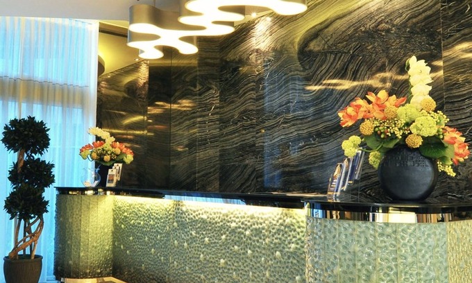 East Kuningan Hotel | d'primahotel Mega Kuningan