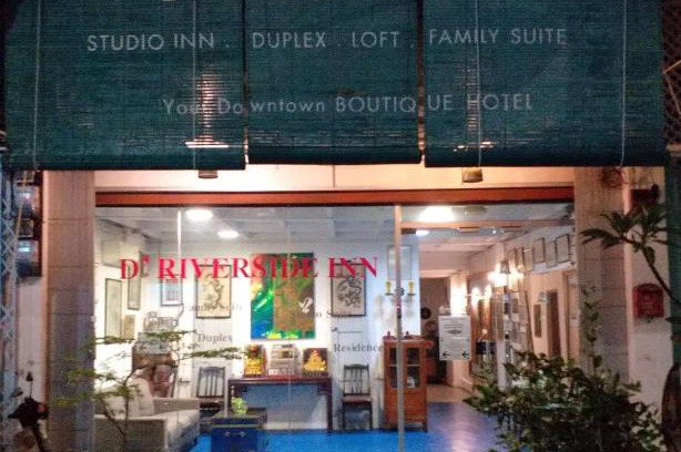 Kampung Jawa Hotel | D Riverside Inn