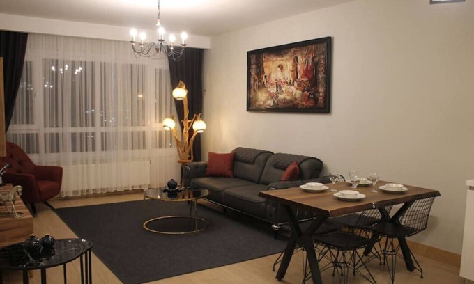 Bagcilar Apartment | D1-180 2+1 · LUXURY APARTMENT- NEAR TO AİRPORT-MALL OF İSTANBUL .