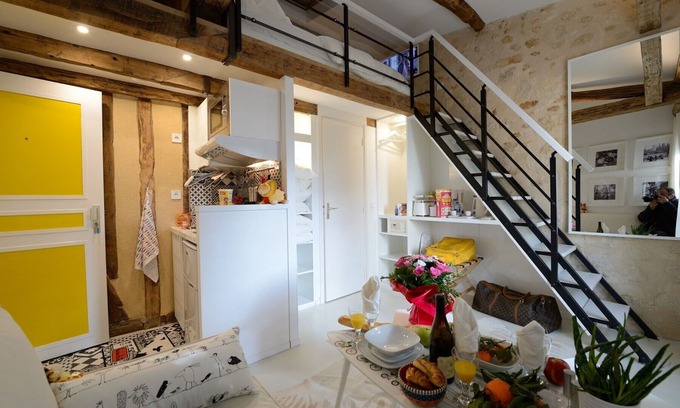 Arts-et-Metiers Apartment | D4GG White for three