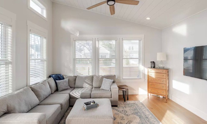Wilmington Historic District House | Dacha Retreat, RV Accessories and Pups Welcome