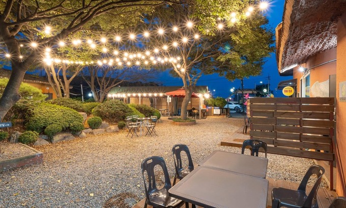 Ansan House | Daebudo Banditbul Pension