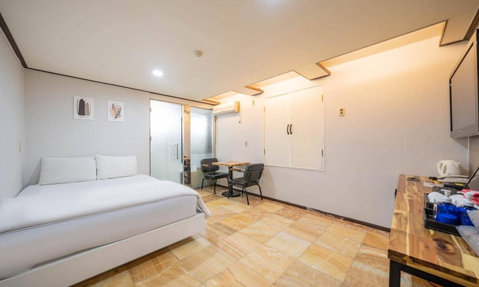Sinamdong Hotel | Daegu Dongdaegu Love Way