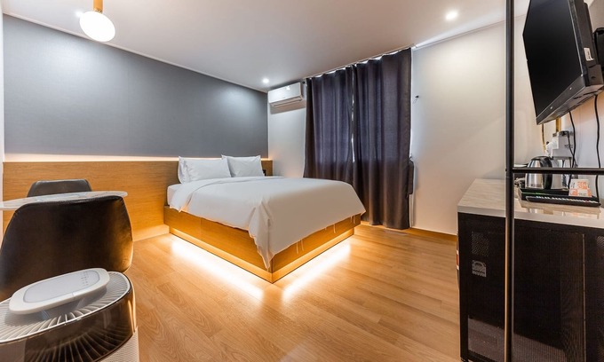 Jung-gu Hotel | Daejeon Munchang Hotel The Leeds