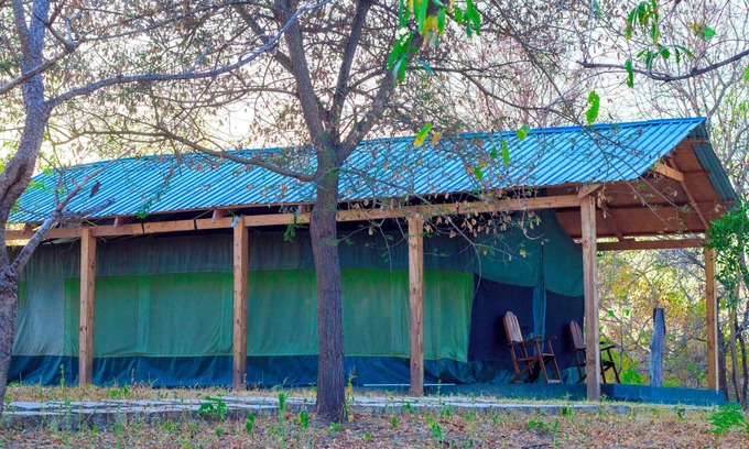Morogoro Bed & Breakfast | Daga Camp - Enjoyable bed & breakfast with AC in charming Mikumi