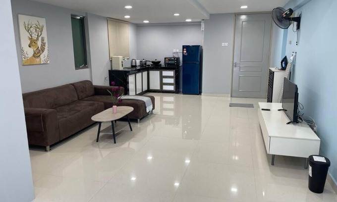 Taman Pertama Apartment | Dalamanda 3Pax Sunway Velocity Balcony CItyView