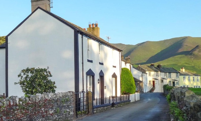 Lorton House | Dale House