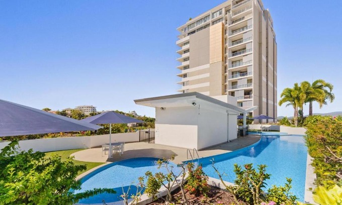 Townsville Apartment | Dalgety 104