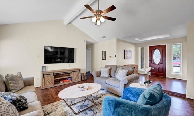 Mesquite House | Dallas Mesquite Updated 4BR
