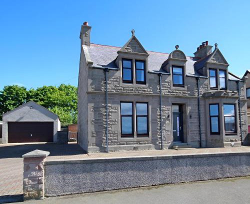Buckie House | Dalwhinnie