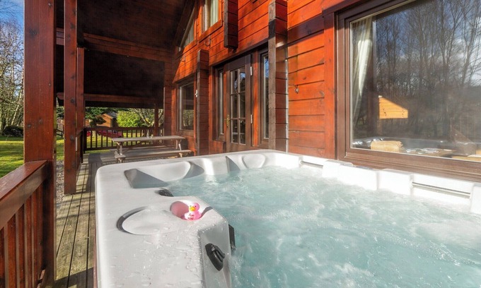 Whitebridge Ski Chalet | Dalwhinnie Highland Lodges