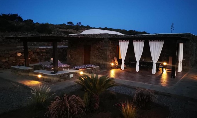 Pantelleria House | Dammuso Il tramonto di Nica'