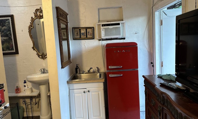 Dania Beach Apartment | Dania beach gallery comfort studio 1041