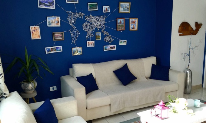 La Marsa Apartment | Dar el Bhar: Cute Beach Nest close to everything