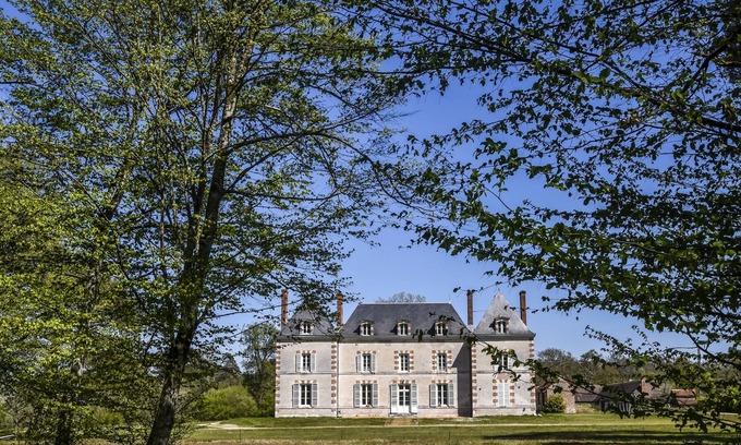 Ligny-le-Ribault Other | Dare to live in a castle in Sologne