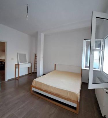 Western Khezama House | Dari