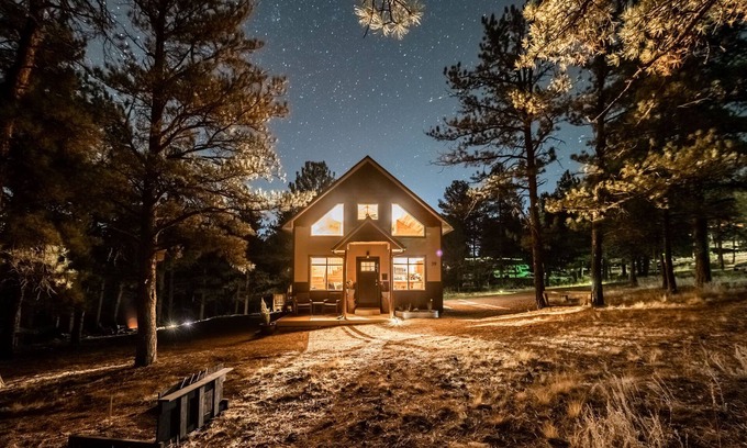 Florissant Cabin | Dark Sky Views - Firepit - Sauna - Grill - Fishing