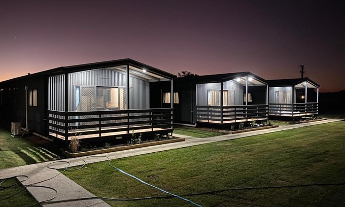 Darlington Point Apartment | Darlington Point Accommodation Village