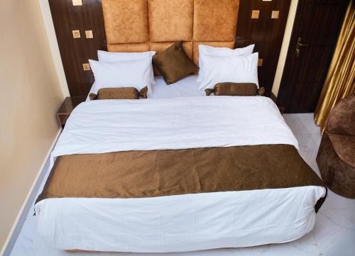 Akure Hotel | Darminah Hotel