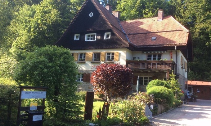 Lindberg Condo | Das Alte Zollhaus Bickels Ferienwohnungen DTV