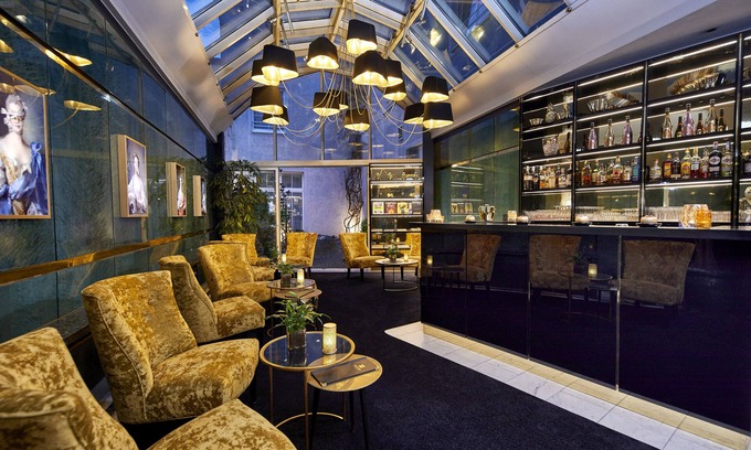 Dusseldorf Old Town Hotel | Das Carls Hotel