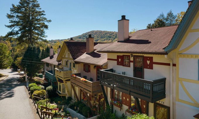 Helen House | Das Heart of Helen Haus - Bavarian-Style Townhouse Nestled Downtown Helen