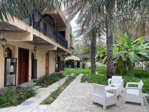 Nizwa House | Date Palm Inn