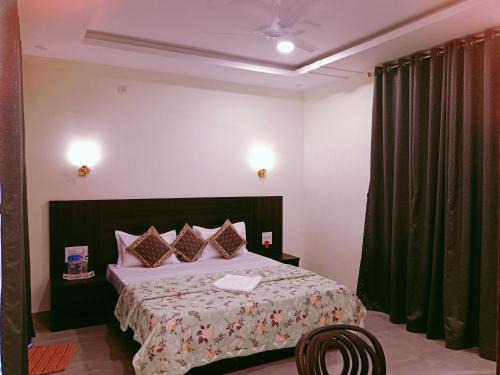 Mahabaleshwar House | Dattatray Hollydays 3bhk with balcony isolated