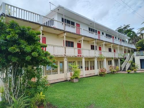 Apia Cabin | Dave Parker Eco Lodge Hotel