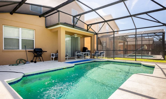 Sandy Ridge House | Davenport Getaway, 4BR with Pool