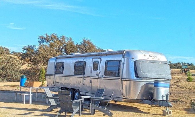 Paso Robles RV Rental | David Bowie Trailer - Bowie Themed Vintage Trailer