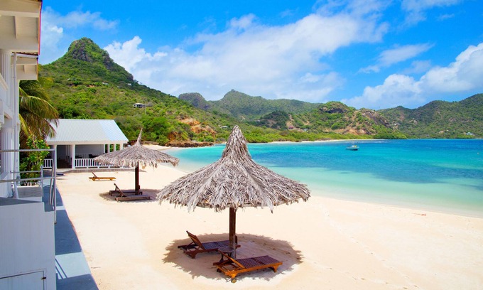 Clifton Hotel | Davids Beach Hotel