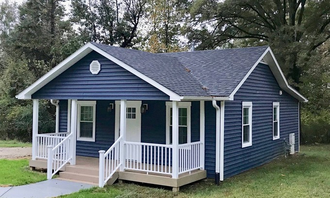 Davidson Cottage | Davidson's Blue Cottage