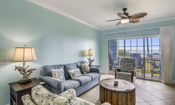 Galveston Condo | Dawn 614-Turtle Reef | Balcony, Community Pool