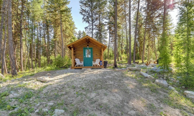 Marion Cabin | Day Trip to Glacier NP: Nature-Packed Cabin!