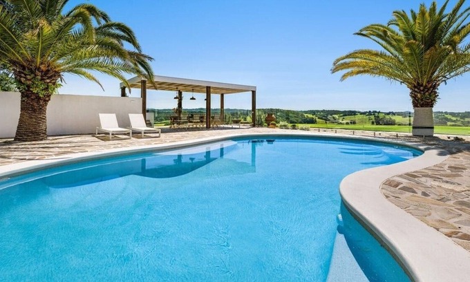 Clunes House | Daybreak Forest - A luxurious escape in Clunes