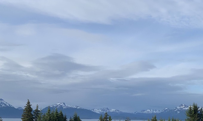 Homer House | Daybreeze Vacation Home w/Hot Tub & Gorgeous View