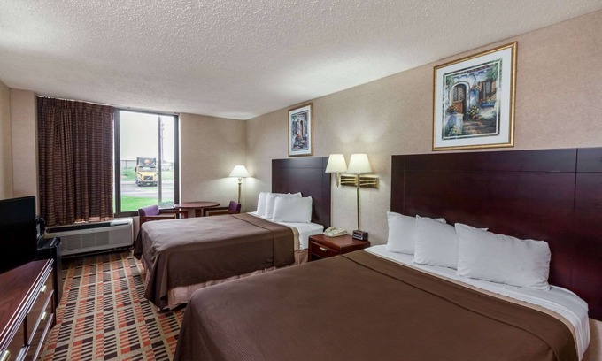 Amarillo Hotel | Days Inn by Wyndham Amarillo East