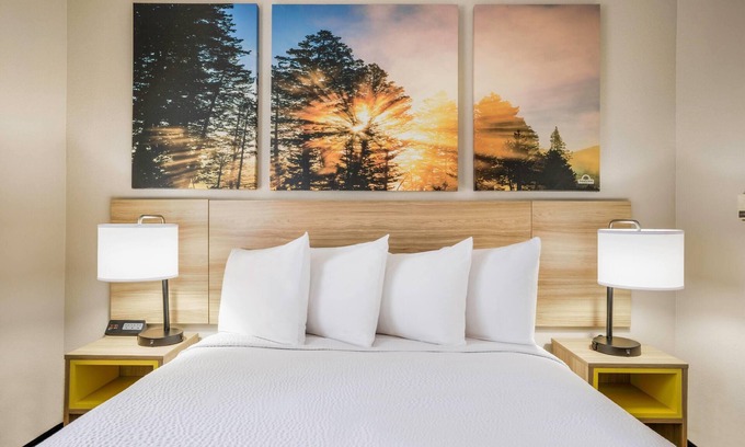 Cortez Hotel | Days Inn by Wyndham Cortez